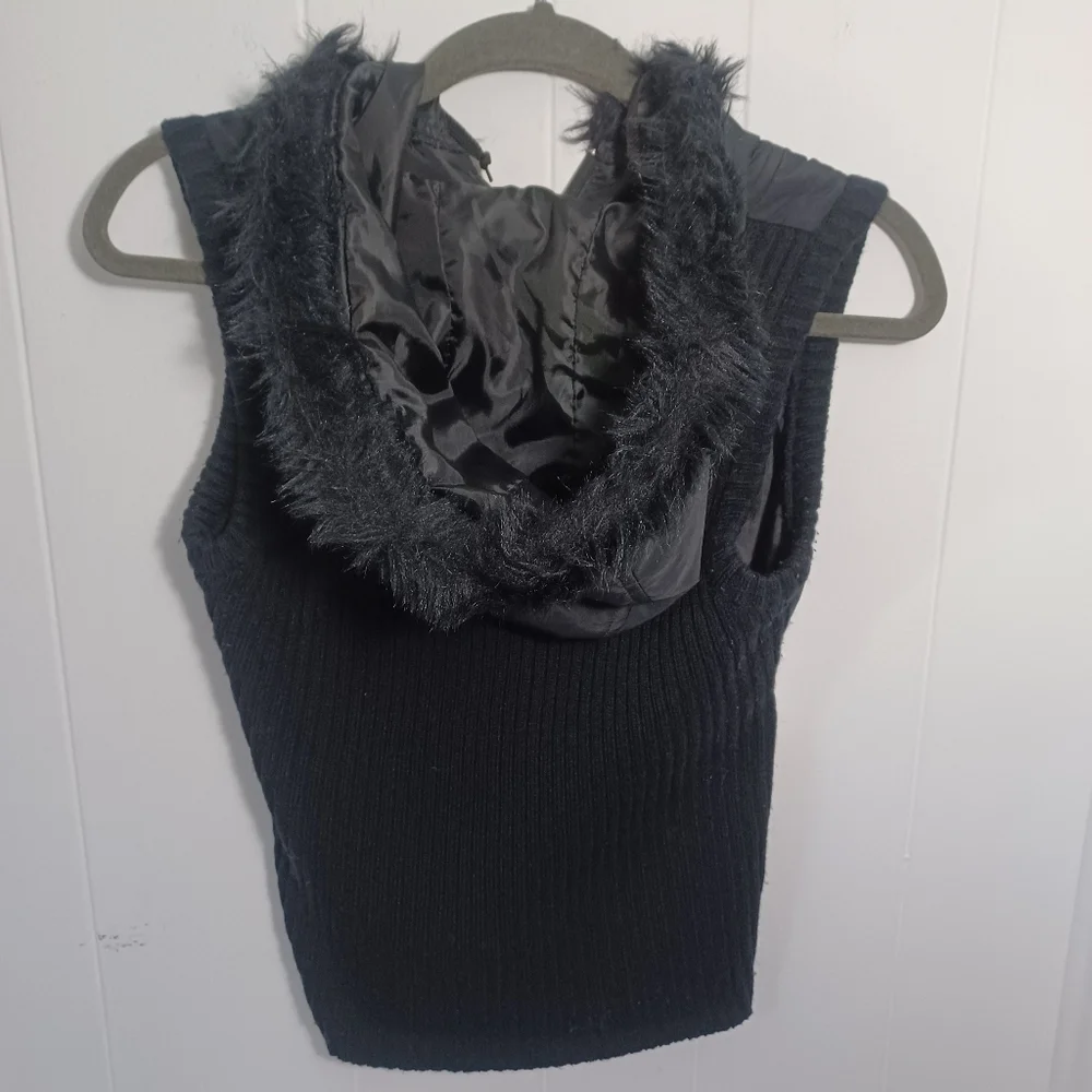 Y2K Winter Vest - Picture 4 of 8
